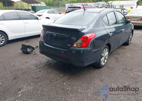 2015 Nissan Versa 1.6 Sl z USA, uszkodzony, nr VIN 3N1CN7AP1FL933570